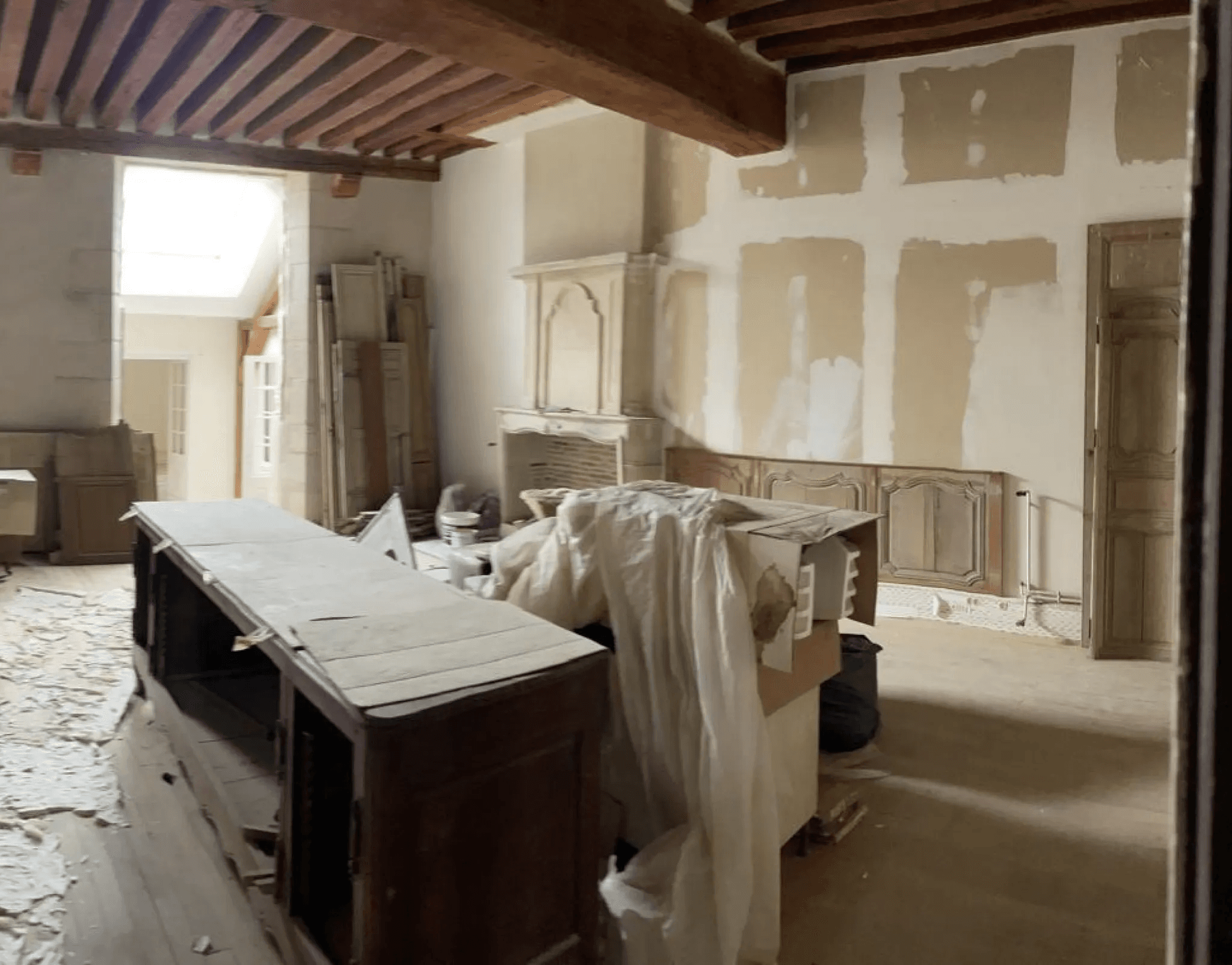 Before renovation - Living Room in Orleans