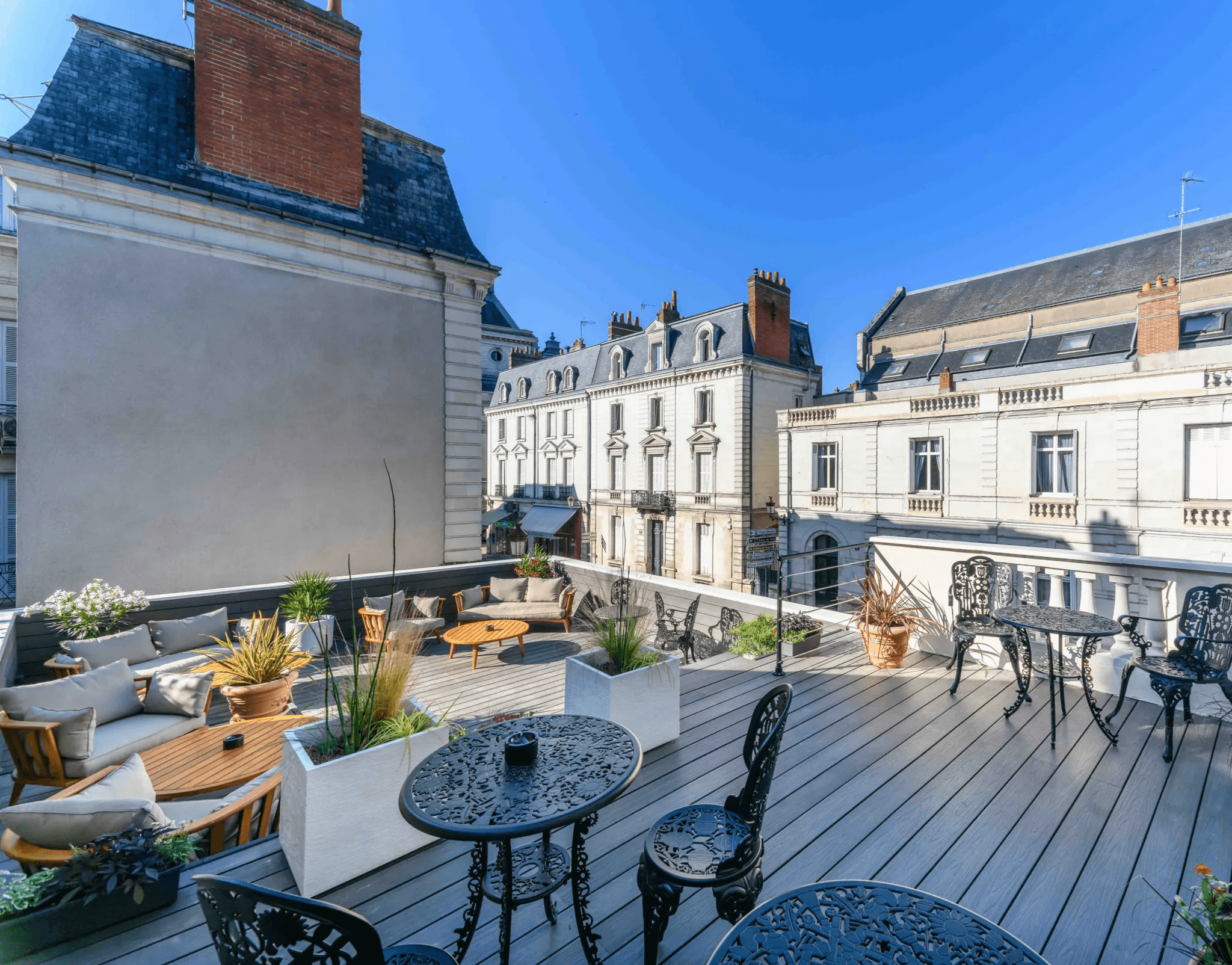 After renovation - Terrace in Tours